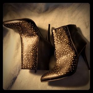 Avon Cushion Walk Ankle Boots